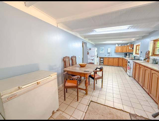 7 BEDROOM HOUSE FOR SALE IN FAIRVIEW